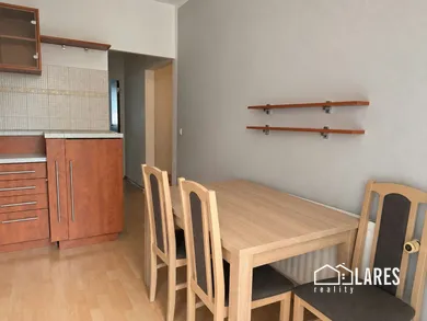Na predaj 3-izbový byt, 71 m², Prievidza, A. Žarnova