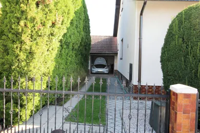 Na predaj 6-izbový dom, 240 m², Veľký Meder