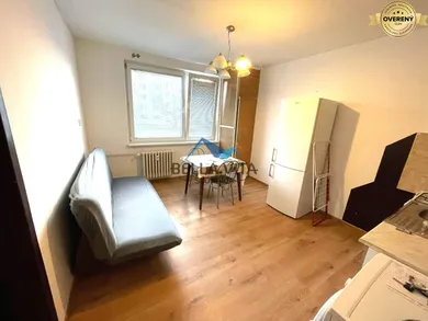 Na predaj 1-izbový byt, 38 m², Galanta, Revolučná štvrť