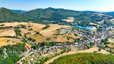 Na predaj 4-izbový dom, 105 m², Banský Studenec