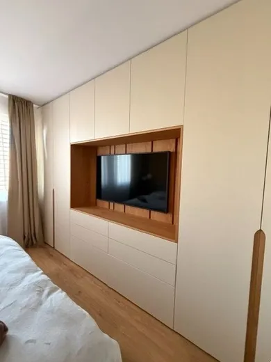 Na prenájom 4-izbový byt, 86 m², Bratislava-Ružinov, mlynske nivy