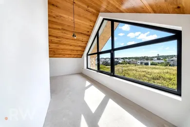 Na predaj 5-izbový dom, 175 m², Šajdíkove Humence, Šajdíkové Humence