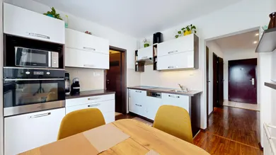 Mieszkania na sprzedaż, 3-pokojowe, Košice-Sídlisko KVP · €230 000
