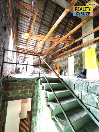 Na predaj 3-izbový dom, 200 m², Korňa