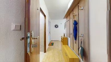 Na prenájom 4-izbový dom, 155 m², Bratislava-Ružinov, Stachanovská