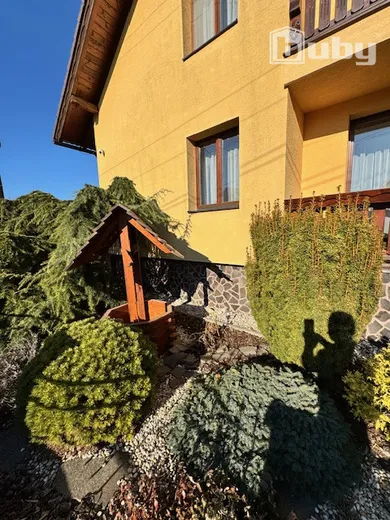Na predaj 4-izbový dom, 250 m², Kunerad, Hlavná