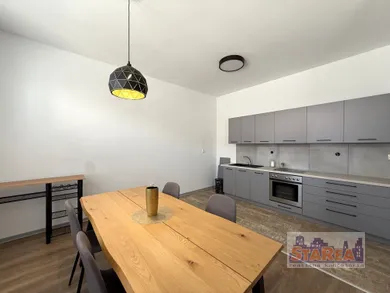 Na prenájom 3-izbový byt, 106 m², Žilina, Komenského