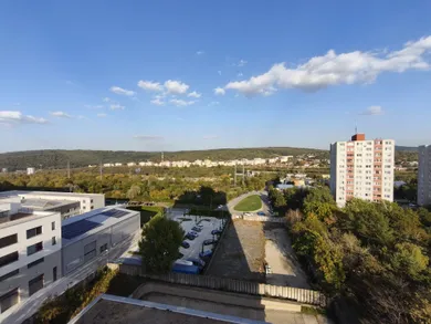 Na predaj 1-izbový byt, 24 m², Bratislava-Dúbravka, Sekurisova