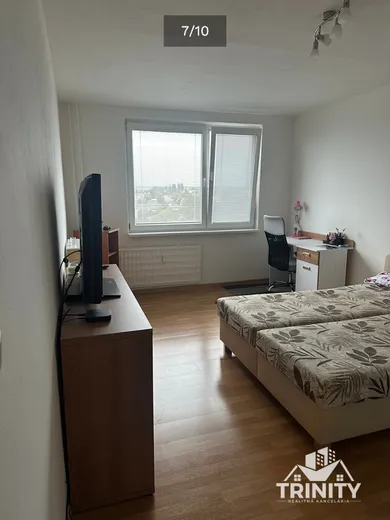 Na prenájom 3-izbový byt, 84 m², Šurany