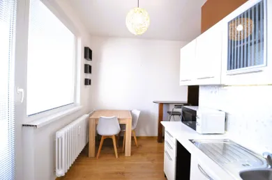 Na prenájom 1-izbový byt, 34 m², Poprad, Dostojevského