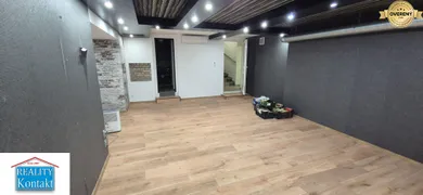 Na prenájom komerčné, 50 m², Nové Zámky, Centrum