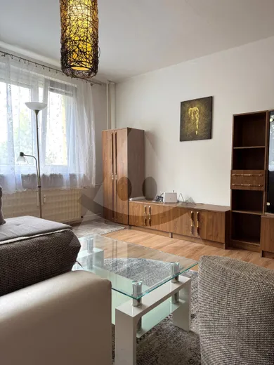 Na prenájom 3-izbový byt, 70 m², Žilina, Solinky