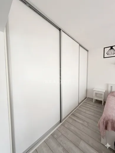 Na predaj 1-izbový byt, 38 m², Kysucké Nové Mesto