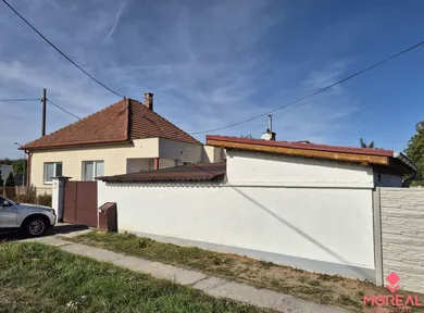 Na predaj 3-izbový dom, 130 m², Ludanice