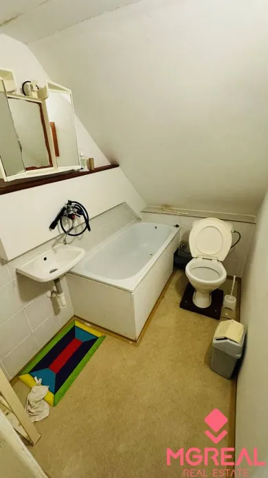 Na predaj 9-izbový dom, 190 m², Horná Ves