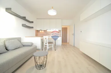 Na prenájom 1-izbový byt, 29 m², Poprad, Suchoňova