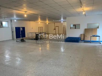 Na prenájom komerčné, 220 m², Žilina