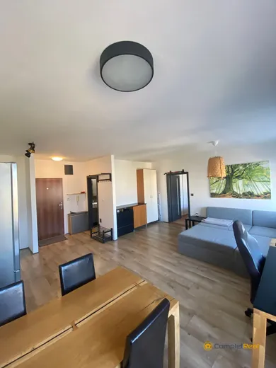Na prenájom 2-izbový byt, 52 m², Pezinok, Silvánová