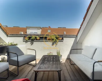 Na predaj 5-izbový byt, 200 m², Bratislava-Staré Mesto, Mariánska