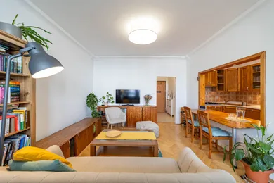 Na prenájom 3-izbový byt, 69 m², Bratislava-Nové Mesto, Račianska