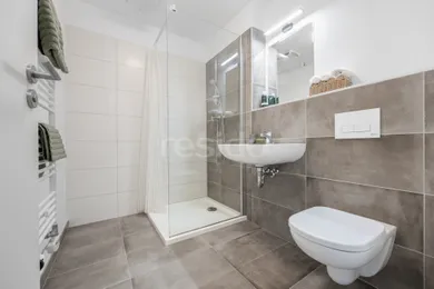 Na predaj 1-izbový byt, 34 m², Bratislava-Devínska Nová Ves