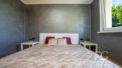 Na predaj 2-izbový byt, 51 m², Bratislava-Petržalka, Poloreckého