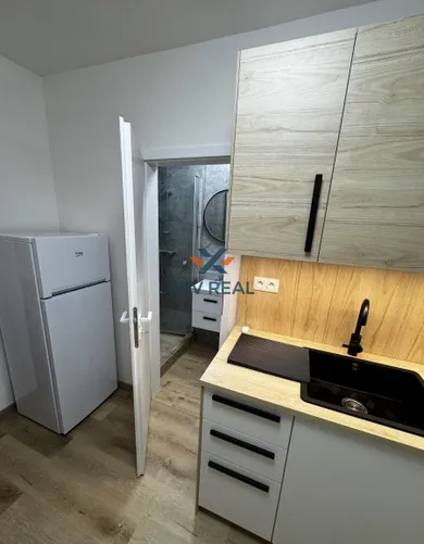 Na prenájom 2-izbový byt, 32 m², Banská Bystrica, Podháj