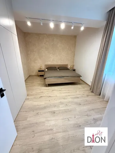 Na prenájom 2-izbový byt, 59 m², Banská Bystrica