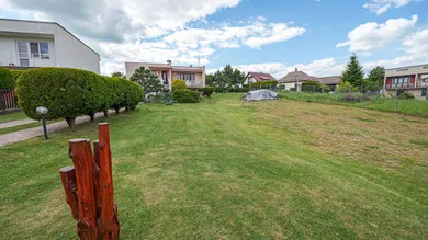 Na predaj pozemok, 741 m², Šemša