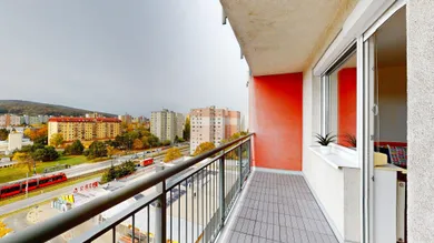 Na predaj 1-izbový byt, 38 m², Bratislava-Dúbravka, Saratovská 6b