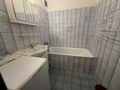 Na predaj 3-izbový byt, 76 m², Trnava, T. Tekela