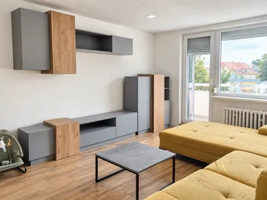 Na predaj 2-izbový byt, 58 m², Prievidza, M. Hodžu 343/3