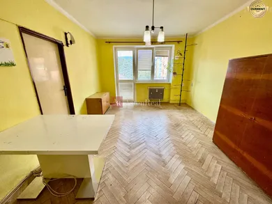 Na predaj 3-izbový byt, 66 m², Dolný Kubín, Aleja slobody