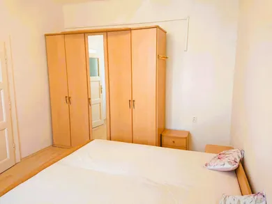 Na prenájom 2-izbový byt, 85 m², Zvolen, L. Medveckého