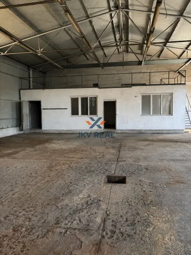 Na prenájom objekt, 490 m², Nitra, Štúrova