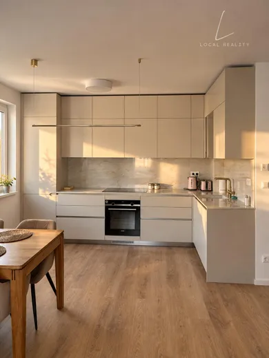 Na predaj 4-izbový byt, 86 m², Bratislava-Staré Mesto, Mlynské nivy