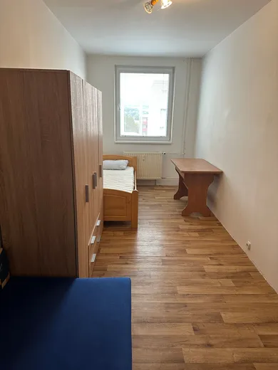 Na prenájom 2-izbový byt, 47 m², Piešťany