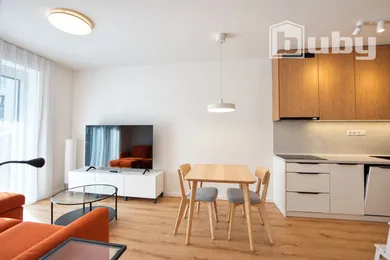Na prenájom 2-izbový byt, 46 m², Martin, Ruppeldtova