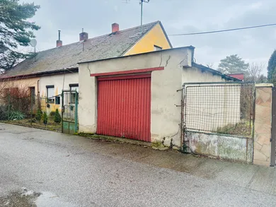 Domy na sprzedaż, 1-pokojowe, Galanta · €210 000