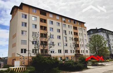 Квартиры на продажу, 4-комнатные, Lučenec · €139 000