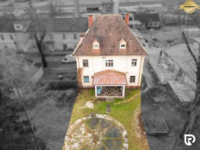 Na predaj 8-izbový dom, 530 m², Bobot
