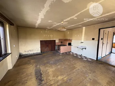 Na predaj 5-izbový dom, 200 m², Polomka, Ždiarska