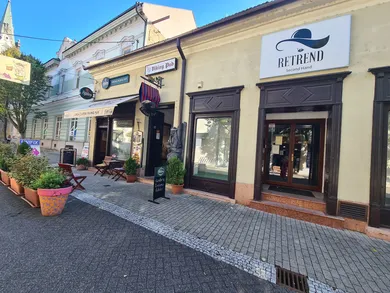 Eladó objektumok, Komárno · €1 550 000