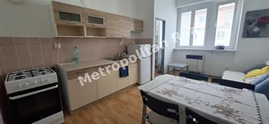 Na prenájom 1-izbový byt, 40 m², Bratislava-Ružinov, Koceľova