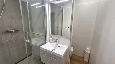 Na prenájom 1-izbový byt, 38 m², Banská Bystrica, Nám. Ľ. Štúra