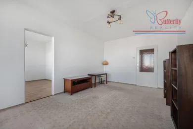 Na prenájom 3-izbový byt, 64 m², Bratislava-Rača, Sadmelijská