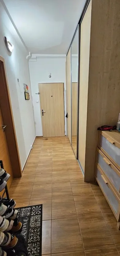 Na prenájom 3-izbový byt, 76 m², Bratislava-Ružinov, Jesenná
