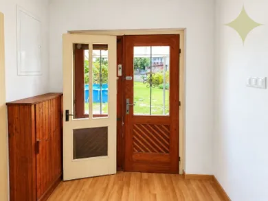 Na predaj 3-izbový dom, 63 m², Prievidza, Školská