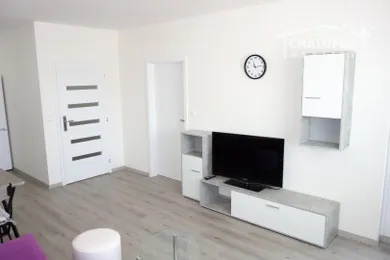 Na prenájom 2-izbový byt, 51 m², Trenčín, Halalovka