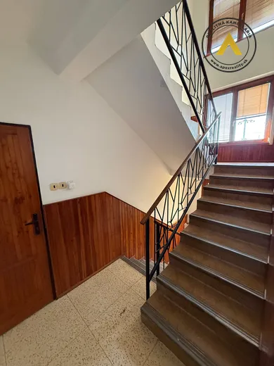 Na predaj 5-izbový dom, 230 m², Hlohovec, Čsl. armády